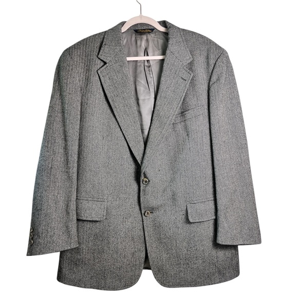 Vintage Brooks Brothers 46R Gray Herringbone Wool Blazer Sport Coat USA Menswear